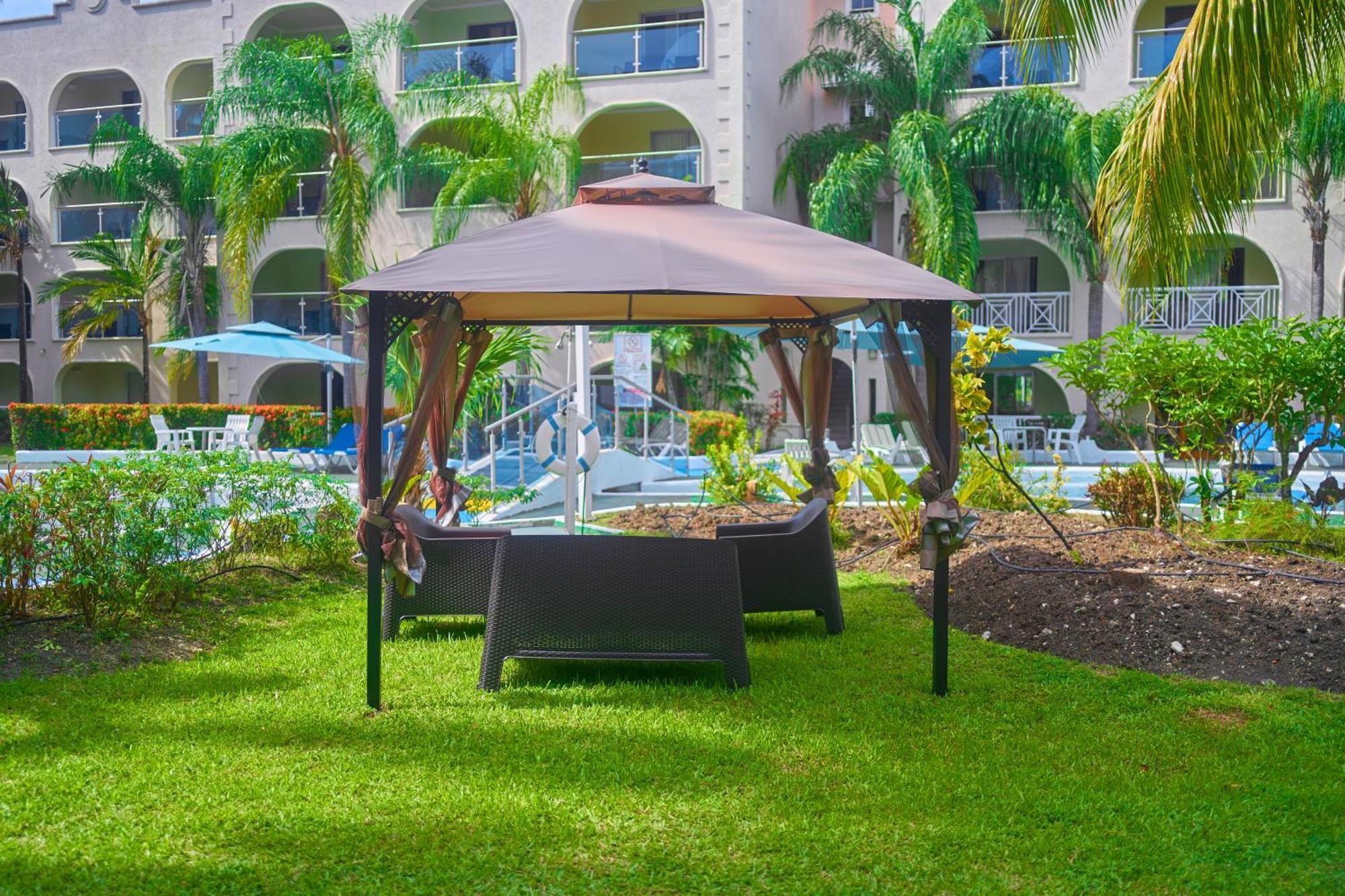 Sunbay Hotel Christ Church Bagian luar foto