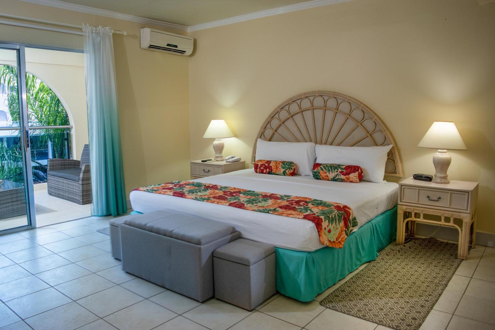 Sunbay Hotel Christ Church Bagian luar foto