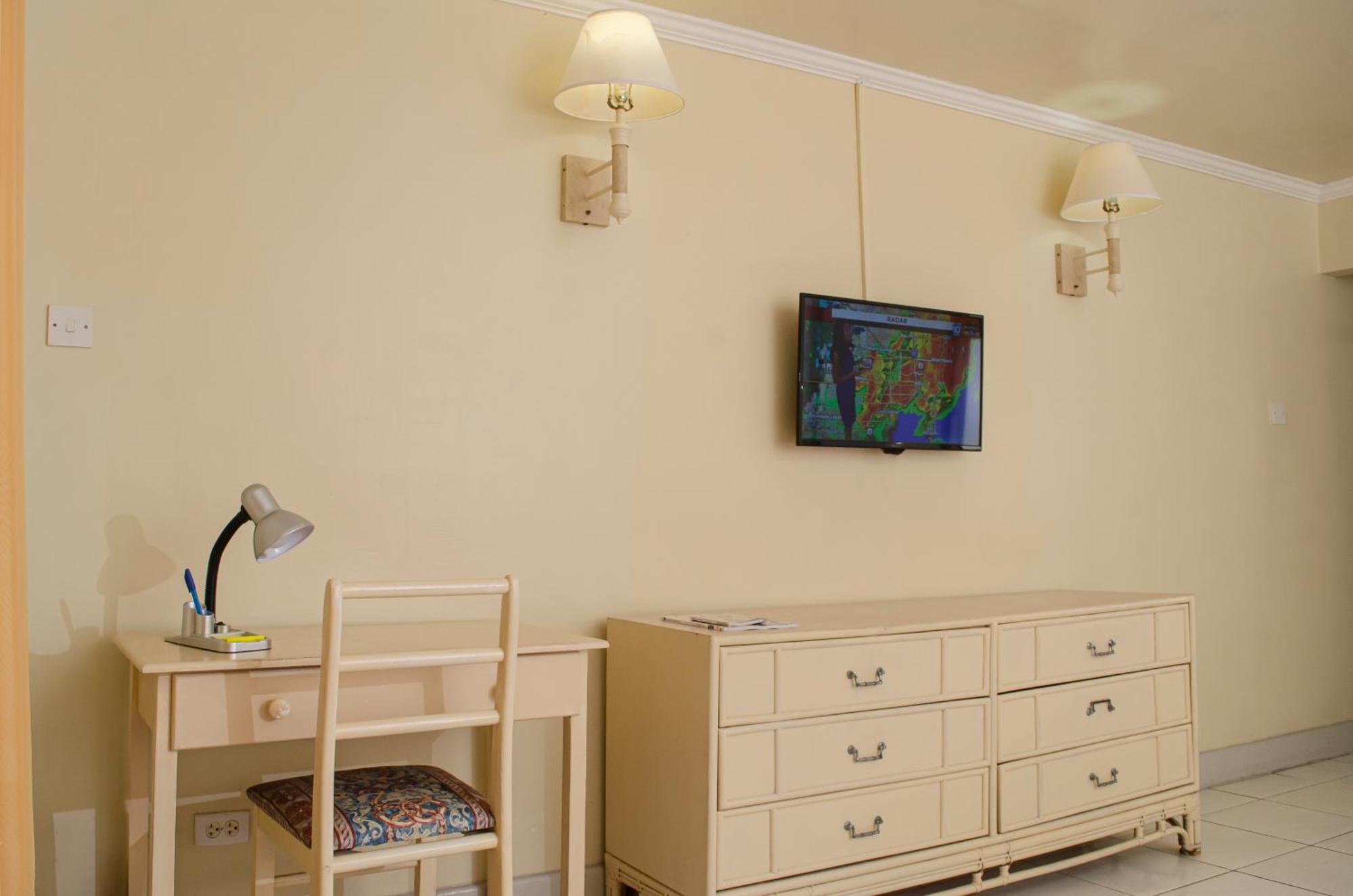 Sunbay Hotel Christ Church Bagian luar foto
